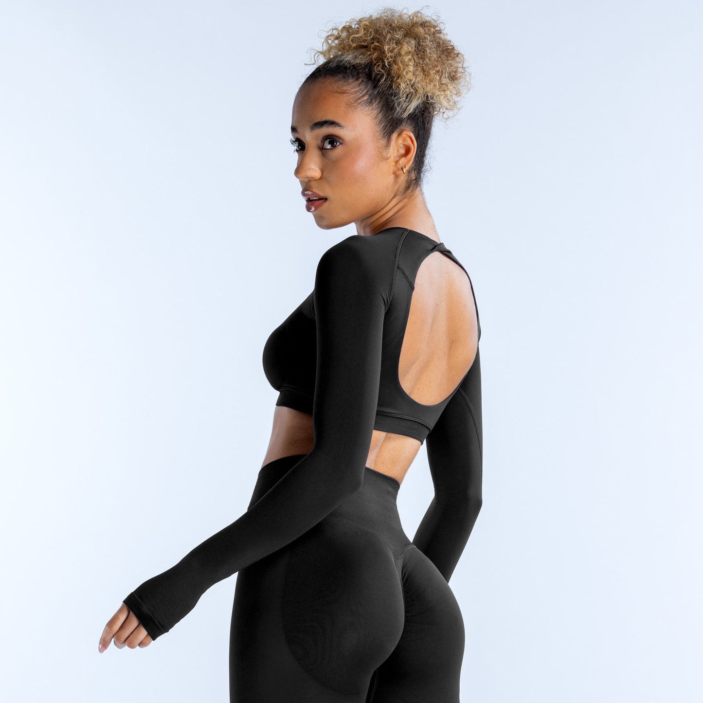 Massquatch Women's Active Long Sleeve Crop Top – Pre-Order