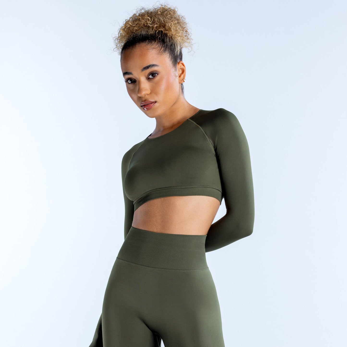Massquatch Women's Active Long Sleeve Crop Top – Pre-Order