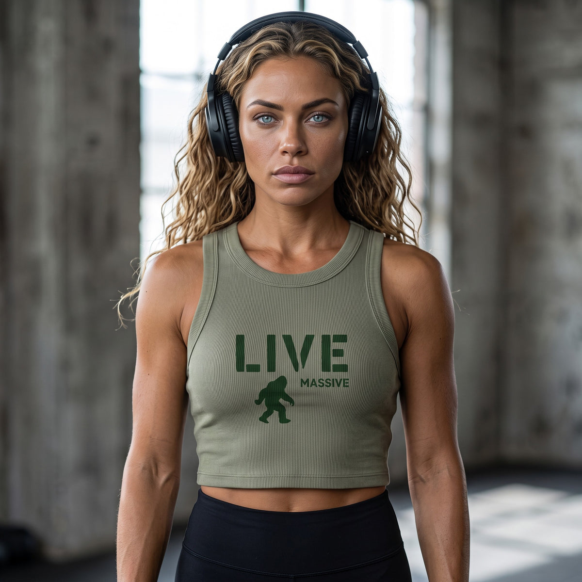 Live Massive Ribbed Crop Tank, Eucalyptus and Dark Green